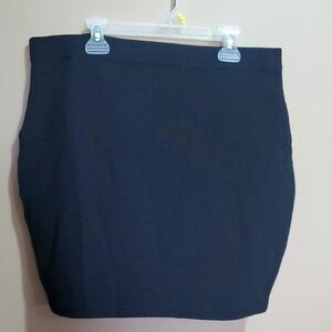Shein Classic Black Women's Skirt Size 1X